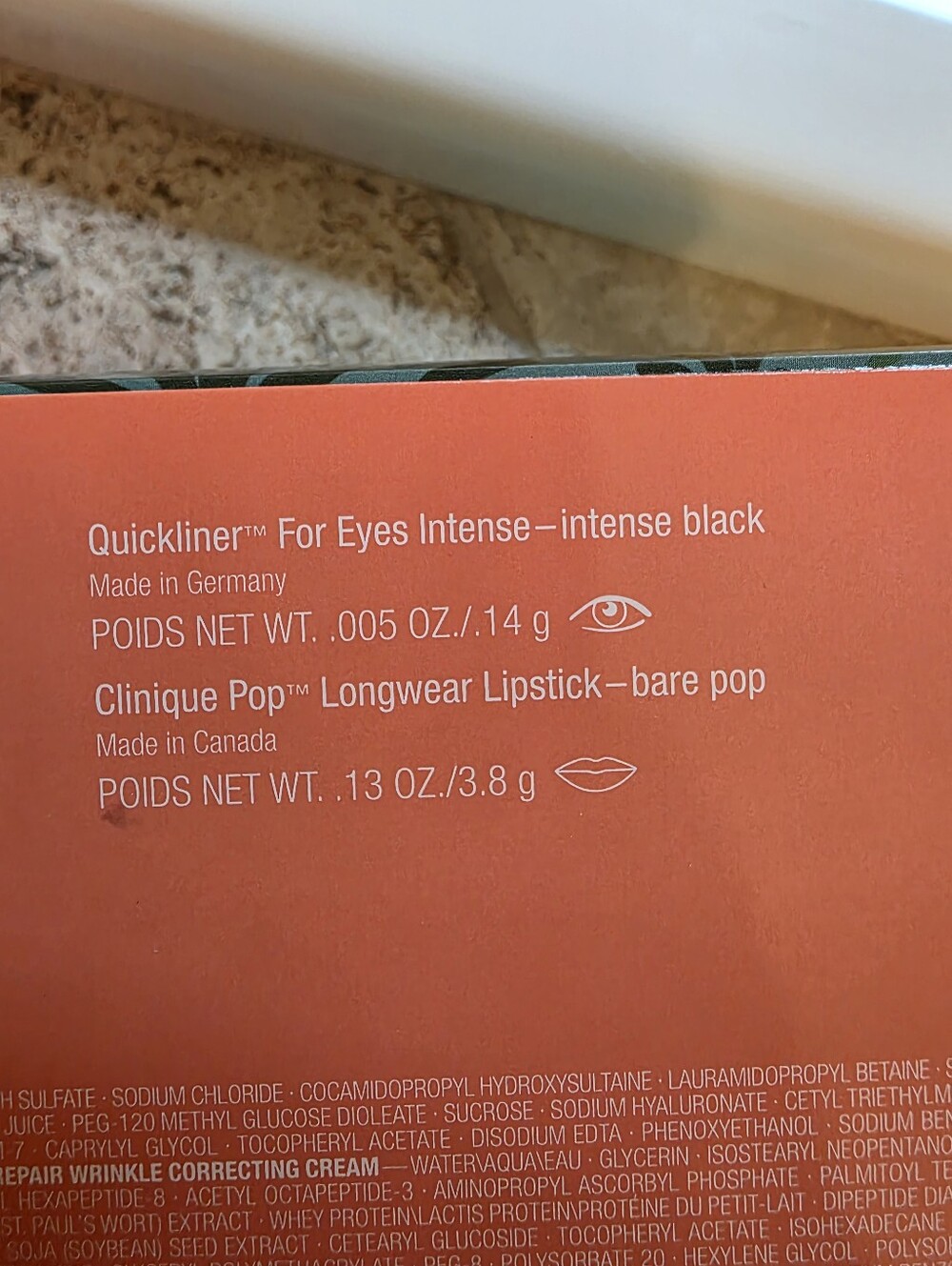 Clinique Set Intense Black, Bare Pop, Clinical Repair Face & Eye, Mild Soap - Picture 3 of 4